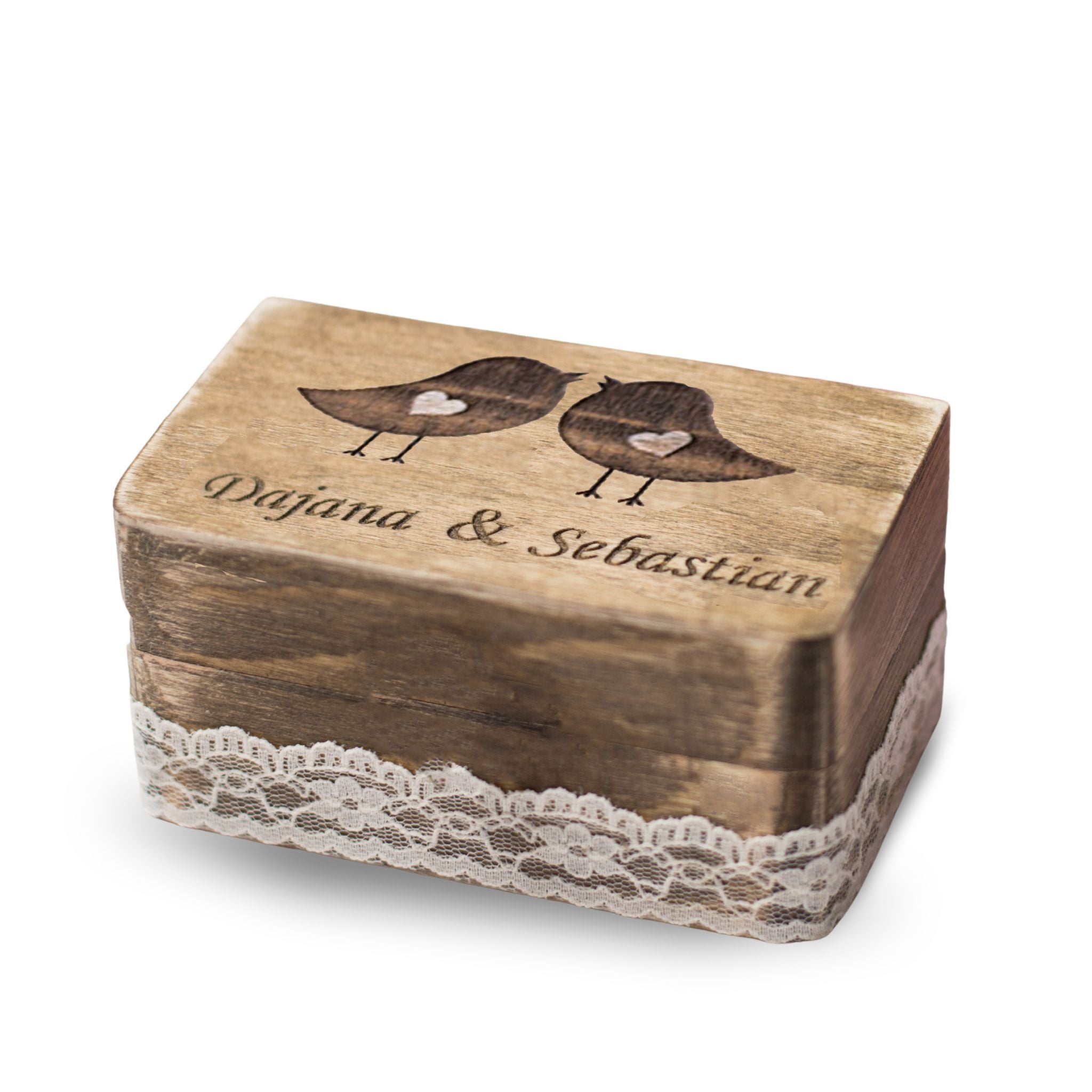 Personalisierte Ringbox aus Holz mit Namen und Vogelmotiv