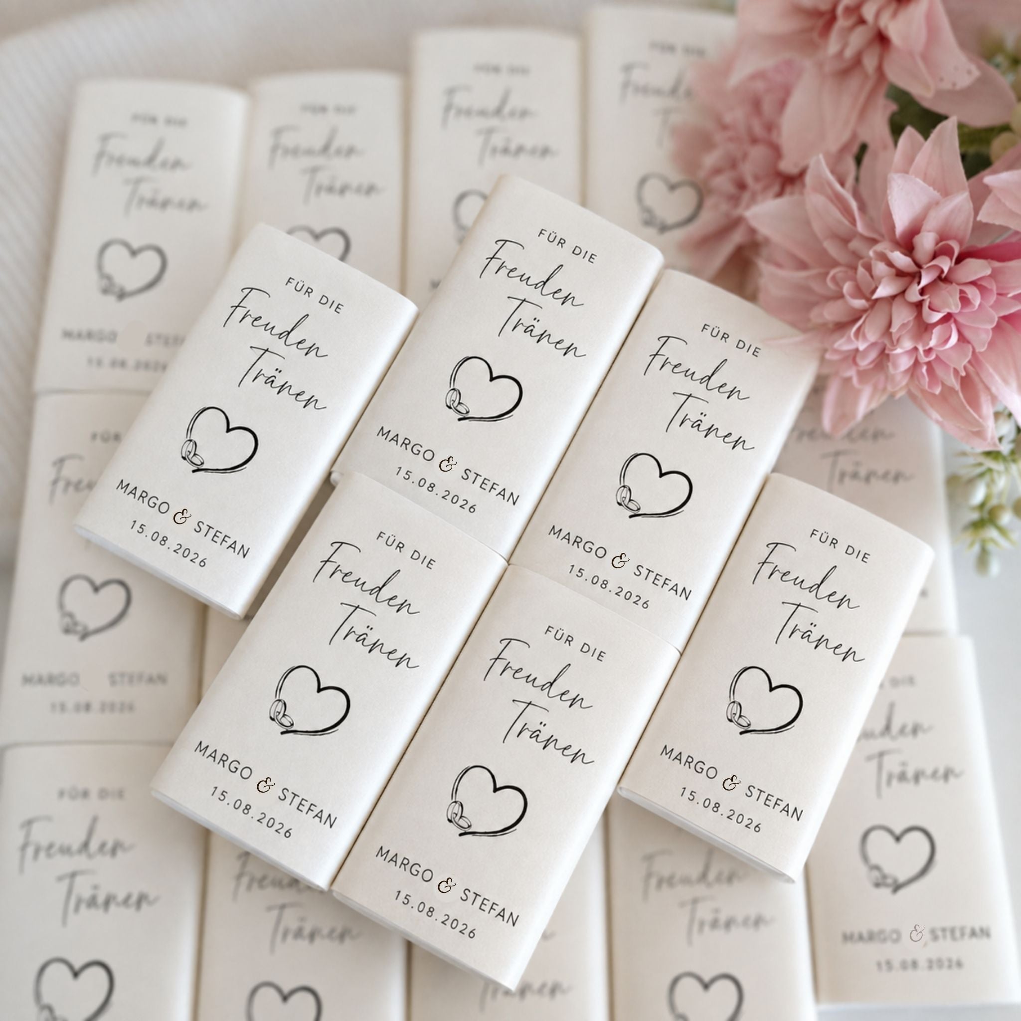 Personalisierte Freudentränen-Taschentücher zur Hochzeit mit Namen und Datum