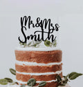 hochzeitstorte.jpg
Personalisierter Mr & Mrs Cake Topper auf einer Hochzeitstorte